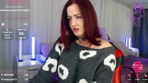 Snapshot of elisajanex chatting on 12-14-24, 08:29 elisajanex online show from 12-14-24, 08:29