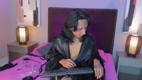 Elisa Sue online show from 03-02-26, 04:03