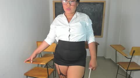 elise online show from 02-07-26, 01:26