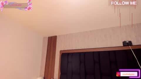 ELISE LEYTON online show from 11-06-25, 11:48