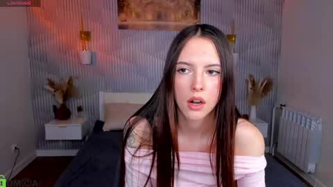 Elise online show from 04-17-26, 09:34