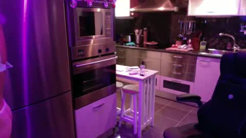 Snapshot of elise_tv chatting on 03-03-25, 12:15 Barbie online show from 03-03-25, 12:15