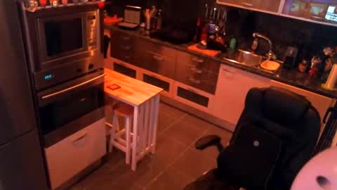 Barbie online show from 11-30-25, 07:51