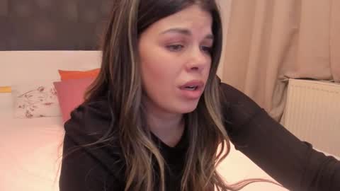 Elly online show from 03-02-26, 06:48