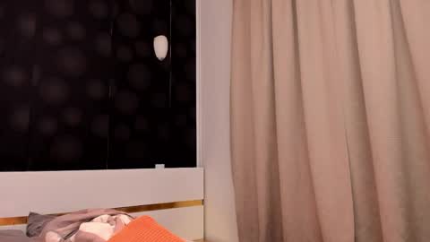 Elly online show from 03-16-26, 08:57