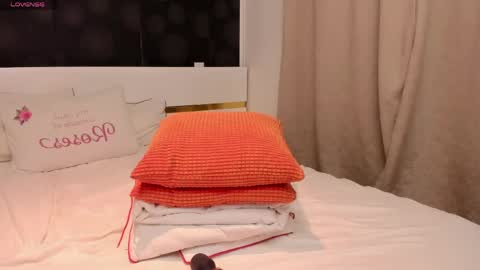 Elly online show from 04-27-26, 07:45