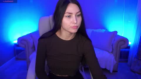 elisevelour online show from 10-19-25, 12:50