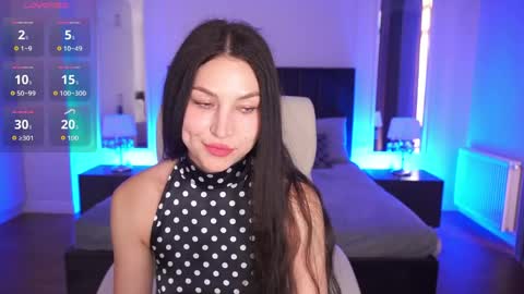 elisevelour online show from 06-09-26, 12:17