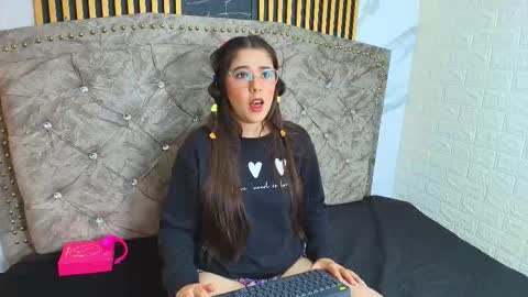 Snapshot of elisvega chatting on 02-14-26, 02:52 elisvega online show from 02-14-26, 02:52