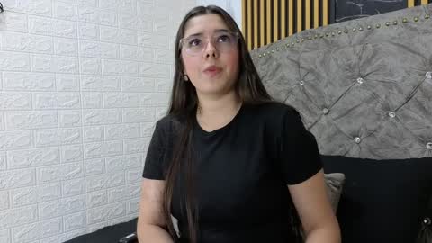 elisvega online show from 04-04-26, 08:28