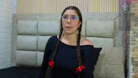 elisvega online show from 04-14-26, 08:04