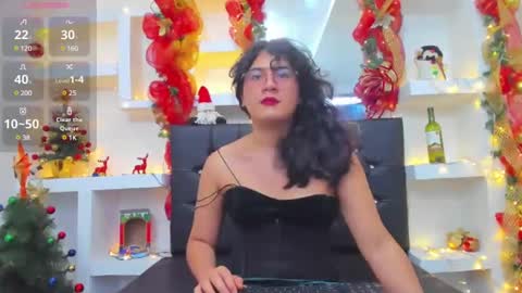 elith_berry69_ online show from 12-19-24, 08:34