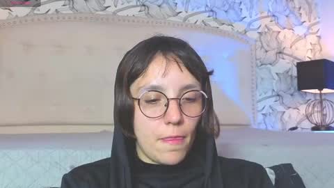 Eliza online show from 04-21-26, 01:42