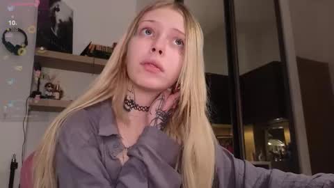 Elizabeth online show from 02-02-26, 08:29