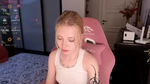 Elizabeth online show from 05-13-26, 06:05