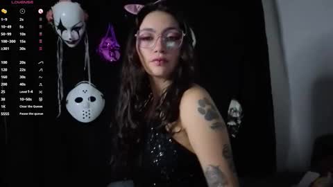 elizabeht_911 online show from 11-05-25, 02:44