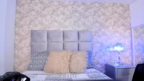 Elizabeth online show from 01-16-25, 10:34