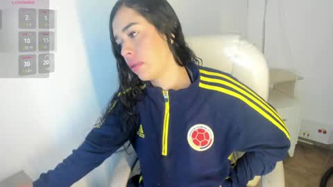 Elizabeth  online show from 04-07-26, 01:22