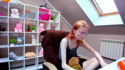 Elizabeth online show from 01-02-25, 04:09