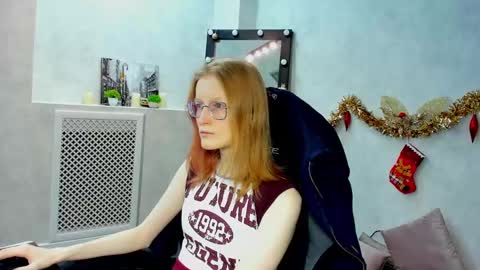 Elizabeth online show from 01-04-25, 01:31