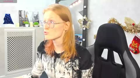 Elizabeth online show from 01-18-25, 02:44