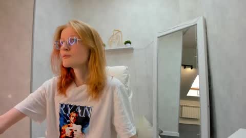 Elizabeth online show from 02-02-25, 08:02