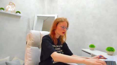 Elizabeth online show from 03-10-25, 08:15