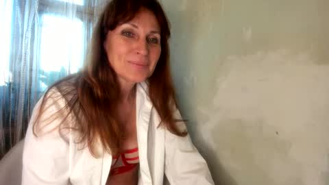 elizabeth_hottt online show from 10-12-25, 11:09