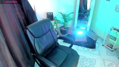 Snapshot of elizabeth_martinez98 chatting on 03-11-26, 02:12 Elizabeth Martinez online show from 03-11-26, 02:12