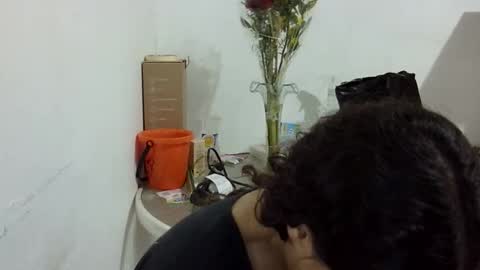 Elizabeth Martinez  online show from 11-26-25, 03:13