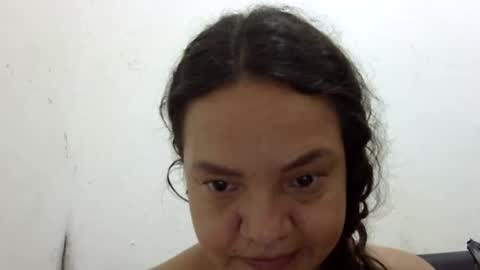 Elizabeth Martinez  online show from 03-19-26, 02:43