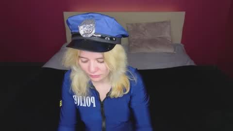 Snapshot of elizabeth_rready chatting on 06-02-26, 01:40 Elizabeth online show from 06-02-26, 01:40