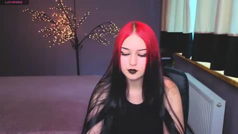 elizabeth_vamp online show from 07-04-26, 11:49