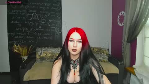 elizabeth_vamp online show from 07-26-26, 12:01