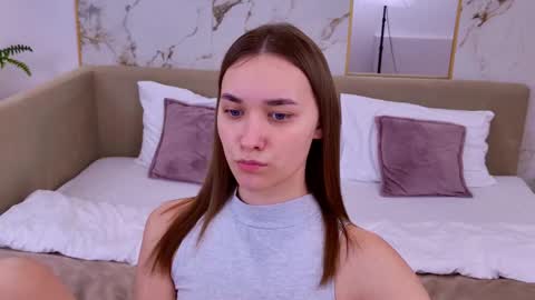 Elizabeth online show from 02-20-25, 10:37