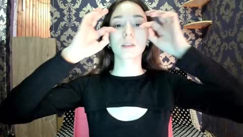 elizabethrice online show from 02-20-25, 09:42