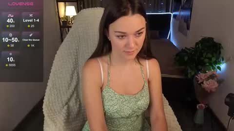 Snapshot of elizabetsoon chatting on 11-16-25, 06:08 elizabetsoon online show from 11-16-25, 06:08