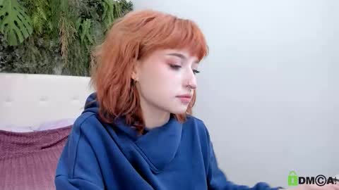 Snapshot of elizanik chatting on 10-02-25, 08:49 Eliza online show from 10-02-25, 08:49