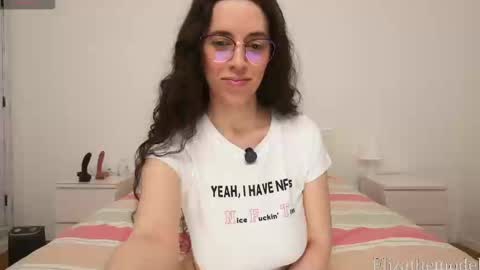 Eliza  online show from 02-20-25, 03:52