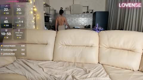 Snapshot of elizsweet chatting on 02-04-25, 06:06 Eliz                               online show from 02-04-25, 06:06
