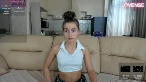 Snapshot of elizsweet chatting on 03-04-25, 09:07 Eliz                               online show from 03-04-25, 09:07