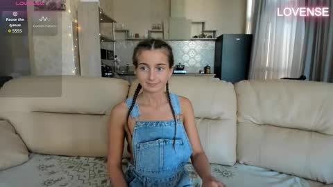Snapshot of elizsweet chatting on 09-14-25, 05:39 Eliz                               online show from 09-14-25, 05:39