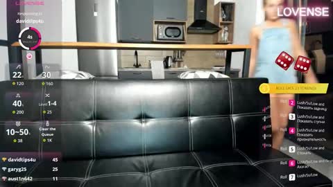 Snapshot of elizsweet chatting on 09-27-25, 06:35 Eliz                               online show from 09-27-25, 06:35