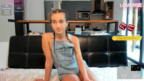 Snapshot of elizsweet chatting on 09-29-25, 09:58 Eliz                               online show from 09-29-25, 09:58