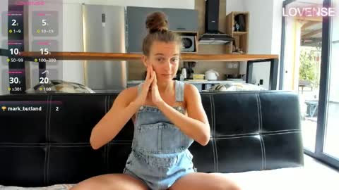 Eliz                               online show from 05-02-26, 09:25