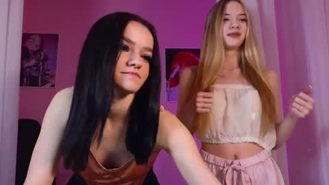 Snapshot of elizzza_ chatting on 02-04-25, 05:53 elizzza_ online show from 02-04-25, 05:53