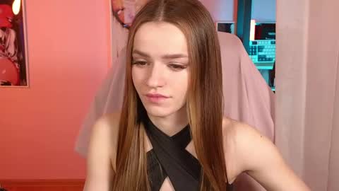 Snapshot of elizzza_ chatting on 05-19-26, 05:14 elizzza_ online show from 05-19-26, 05:14