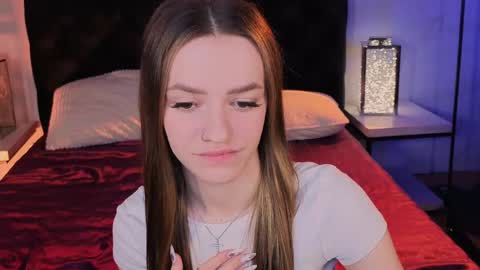 Snapshot of elizzza_ chatting on 05-21-26, 05:25 elizzza_ online show from 05-21-26, 05:25
