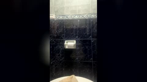 Snapshot of eljefee2112 chatting on 05-17-26, 12:34 eljefee2112 online show from 05-17-26, 12:34