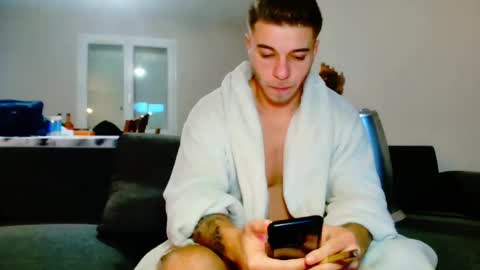 Snapshot of elkafit28 chatting on 12-18-24, 08:09 elkafit28 online show from 12-18-24, 08:09